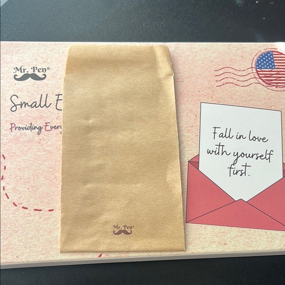 Pink Small Envelopes - Picture 2 of 4